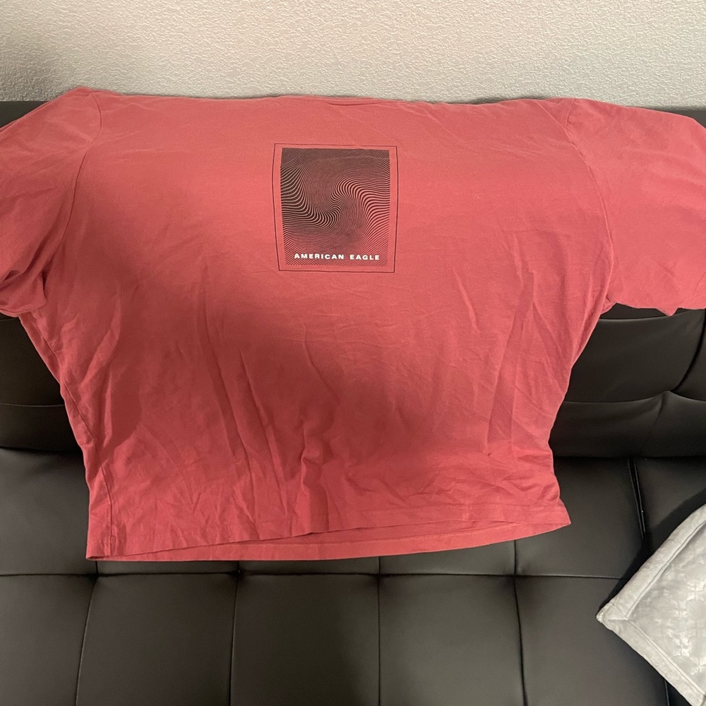 American Eagle graphic tee.